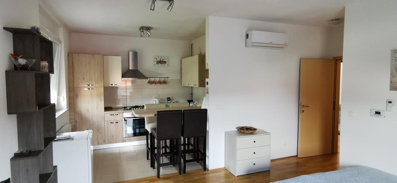 Apartment Daphnia Zagreb Exteriör bild