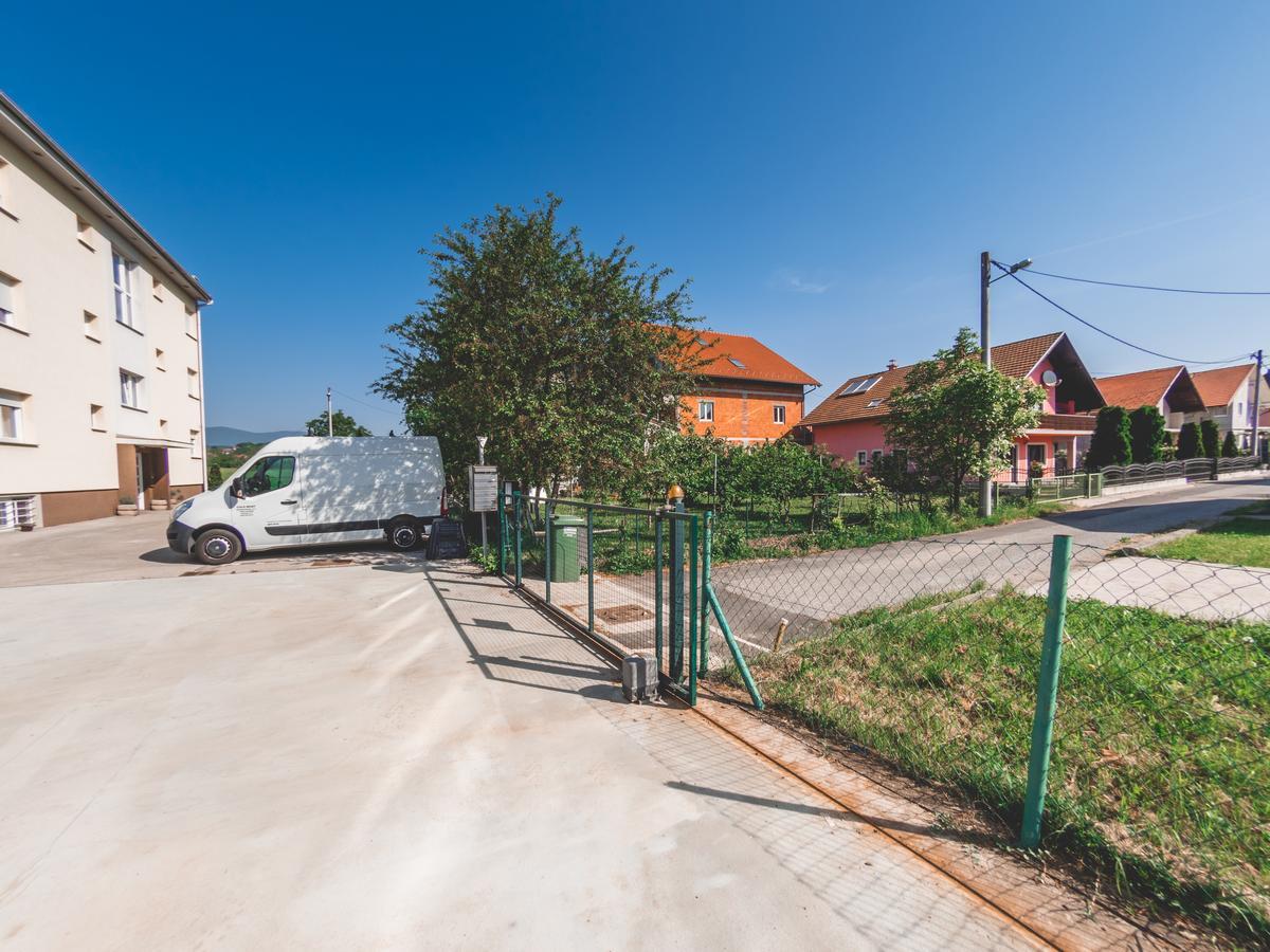Apartment Daphnia Zagreb Exteriör bild