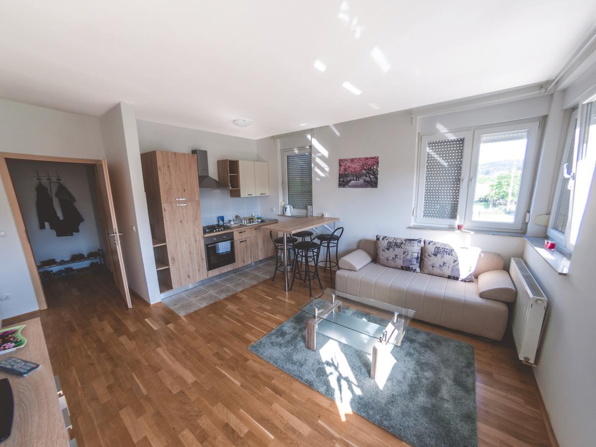 Apartment Daphnia Zagreb Exteriör bild