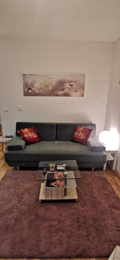 Apartment Daphnia Zagreb Exteriör bild